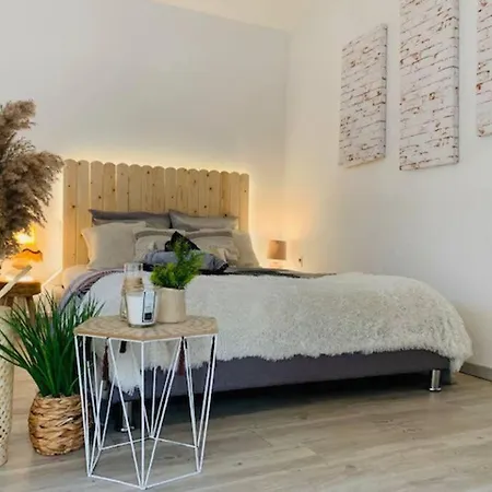Nyaraló Maisonette Avec Jardin Évreux