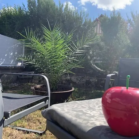 Maisonette Avec Jardin